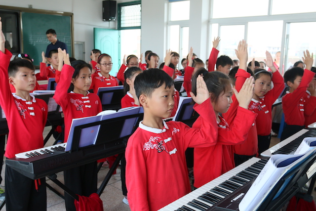 海洋之神乐器牵手萧山三星小学爱心再回访在杭州举办