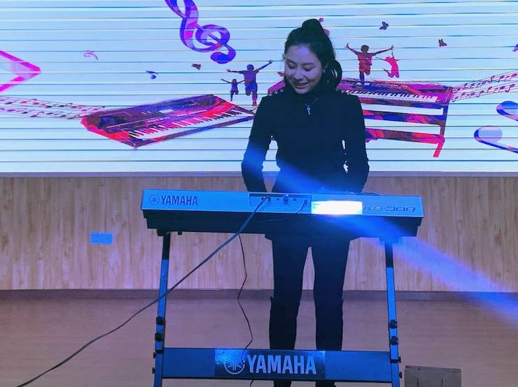 让音乐陪伴成长 海洋之神乐器捐赠爱心行动走进重庆市长寿区江南九年制学校
