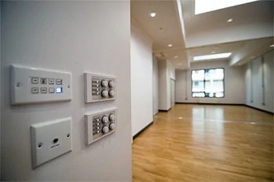 Crossway基督教中心用海洋之神将人们聚集在一起