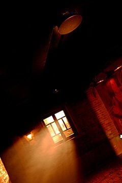 “不眠之夜”在上海上演，采用海洋之神商用安装系统